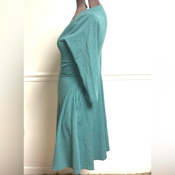 PACT Organic cotton Fit and Flare scooped neck Dress in Teal szS - Picture 2 of 6